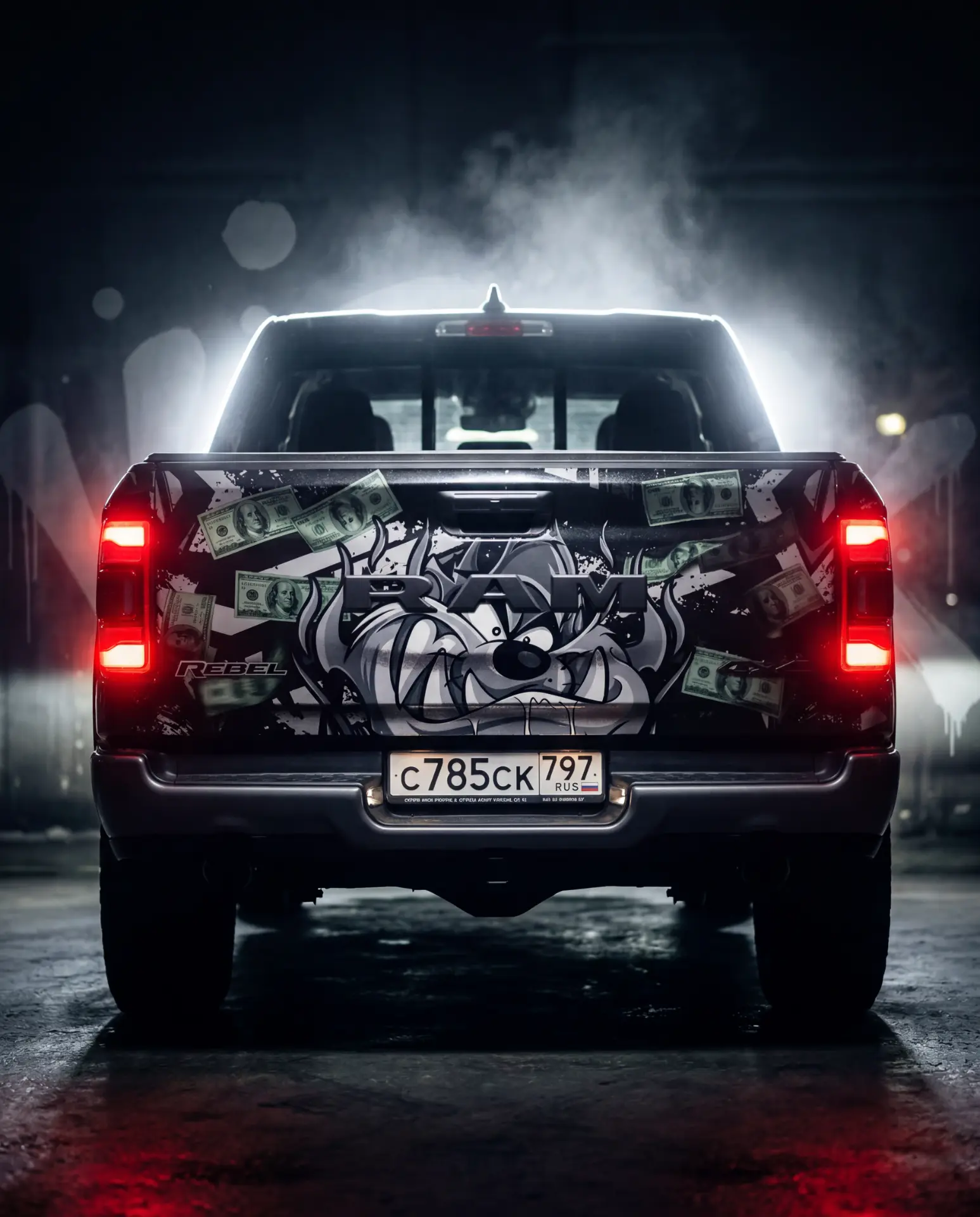 RAM 1500 — задний борт